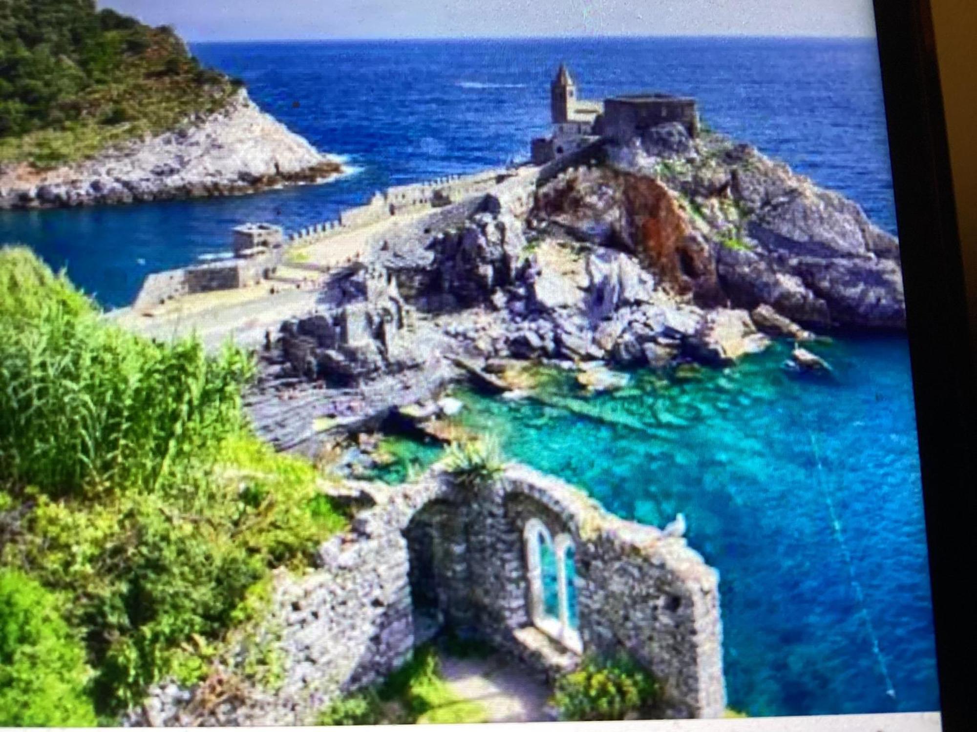 Cinque Terre Station House Apartment La Spezia Bagian luar foto